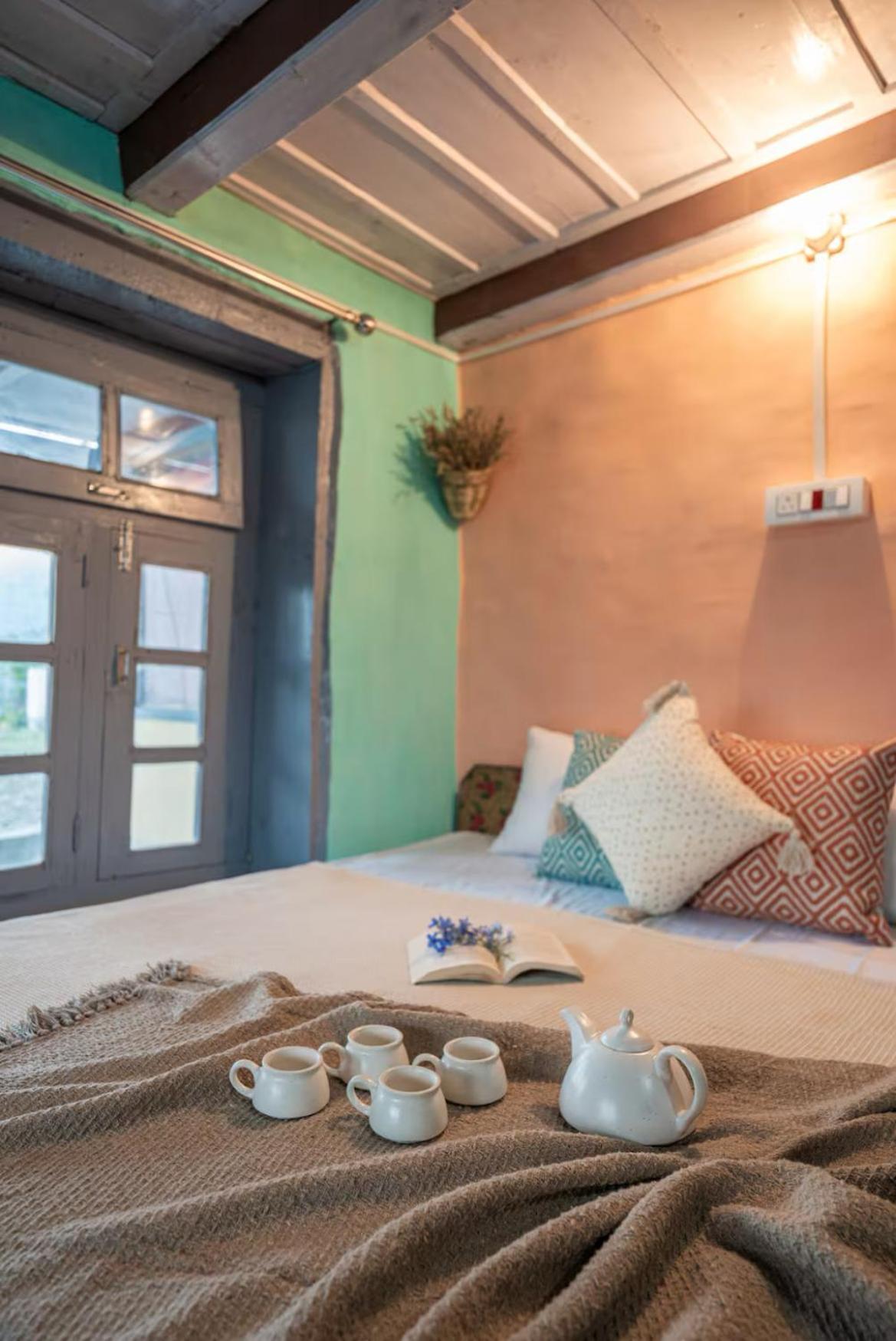 Mountain Eyrie Hotel Banjar Exterior photo