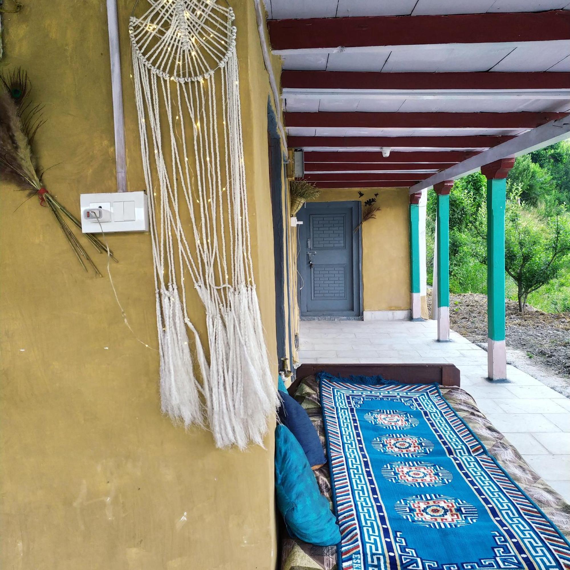 Mountain Eyrie Hotel Banjar Exterior photo